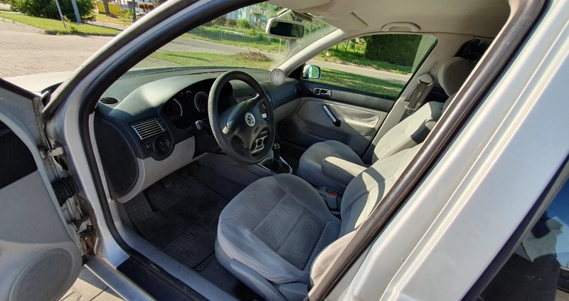 Volkswagen Golf cena 6500 przebieg: 245400, rok produkcji 2000 z Łomża małe 79